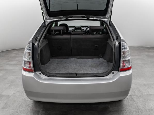 Toyota Prius II Рестайлинг (XW20) с пробегом 2008 года, цена 675 000 рублей, 279096 км, лифтбек, Автокод Объявления