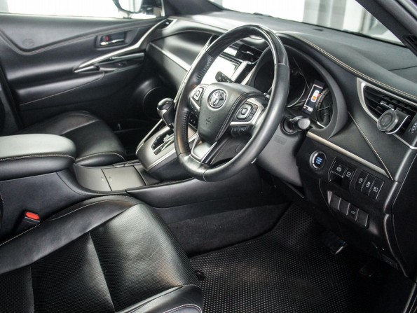 Toyota Harrier III (XU60) Рестайлинг с пробегом 2018 года, цена 3 200 000 рублей, 73367 км, внедорожник, Автокод Объявления
