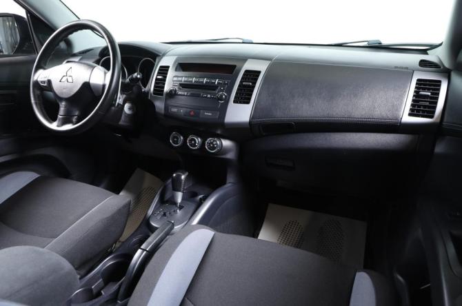 Mitsubishi Outlander II Рестайлинг с пробегом 2010 года, цена 1 539 000 рублей, 97500 км, внедорожник, Автокод Объявления