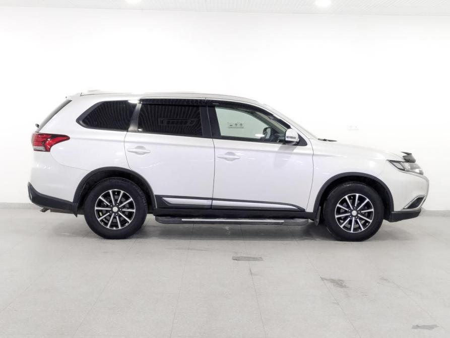 Mitsubishi Outlander III Рестайлинг 2 Москва  - изображение 4