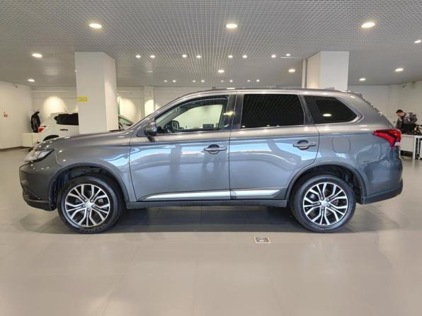 Mitsubishi Outlander III Рестайлинг 3 с пробегом 2019 года, цена 1 700 000 рублей, 143149 км, внедорожник, Автокод Объявления
