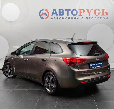 Kia Ceed II с пробегом 2015 года, цена 715 000 рублей, 255026 км, универсал, Автокод Объявления