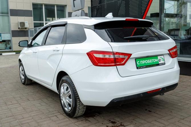 Lada (ВАЗ) Vesta I с пробегом 2022 года, цена 1 206 000 рублей, 42000 км, универсал, Автокод Объявления