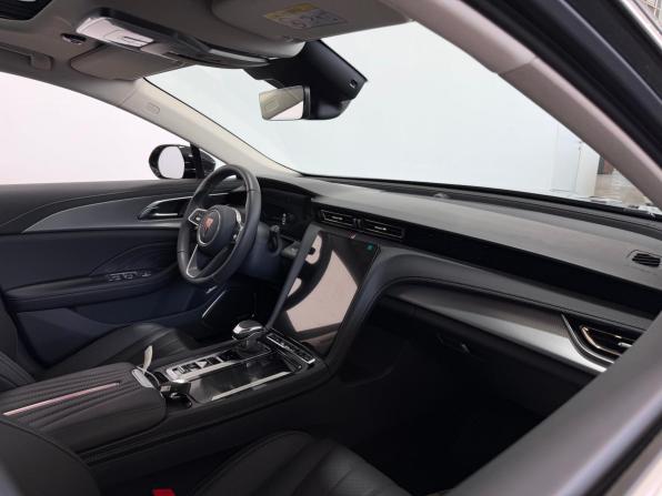 Hongqi H5 II с пробегом 2024 года, цена 3 590 000 рублей, 692 км, седан, Автокод Объявления
