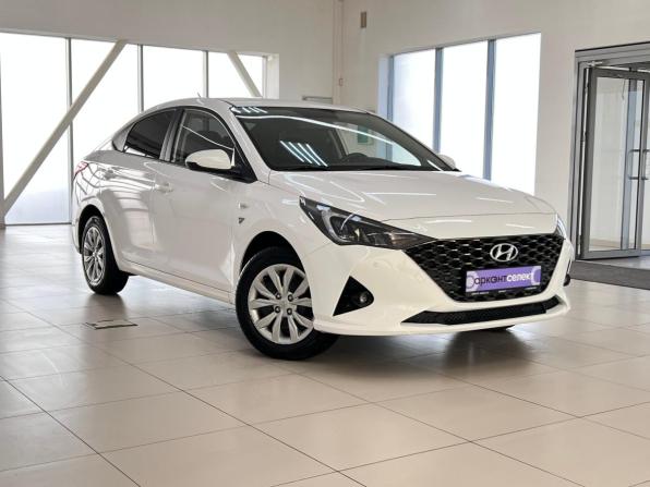 Hyundai Solaris II Рестайлинг с пробегом 2021 года, цена 1 850 000 рублей, 40000 км, седан, Автокод Объявления