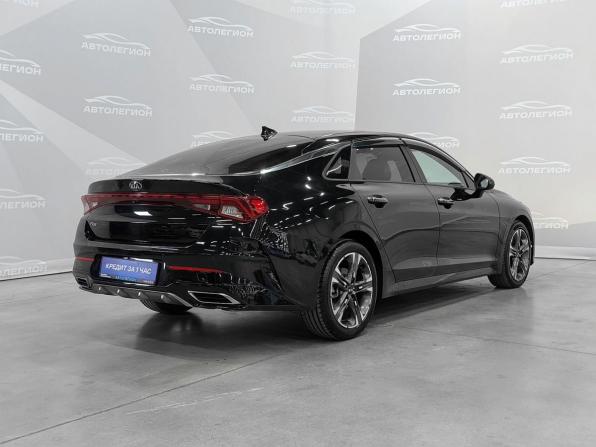 Kia K5 III с пробегом 2020 года, цена 2 550 000 рублей, 117000 км, седан, Автокод Объявления