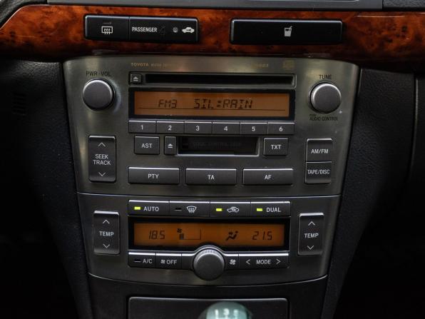 Toyota Avensis II с пробегом 2005 года, цена 700 000 рублей, 195272 км, седан, Автокод Объявления