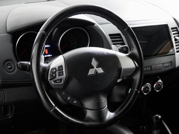 Mitsubishi Outlander II Рестайлинг с пробегом 2012 года, цена 980 000 рублей, 211154 км, внедорожник, Автокод Объявления