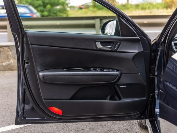 Kia Optima IV Рестайлинг с пробегом 2019 года, цена 2 098 000 рублей, 171639 км, седан, Автокод Объявления