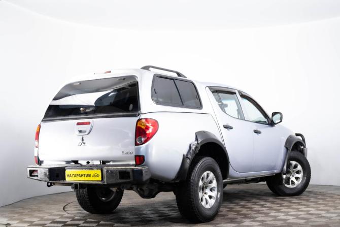 Mitsubishi L200 IV Рестайлинг с пробегом 2013 года, цена 1 899 000 рублей, 202000 км, offers.body_type.unknown, Автокод Объявления