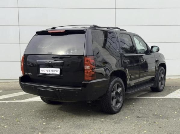 Chevrolet Tahoe III с пробегом 2011 года, цена 1 690 000 рублей, 215052 км, внедорожник, Автокод Объявления