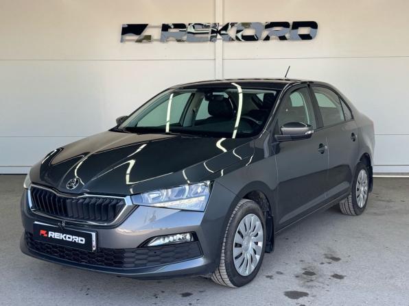 Skoda Rapid II с пробегом 2022 года, цена 2 129 000 рублей, 43718 км, лифтбек, Автокод Объявления
