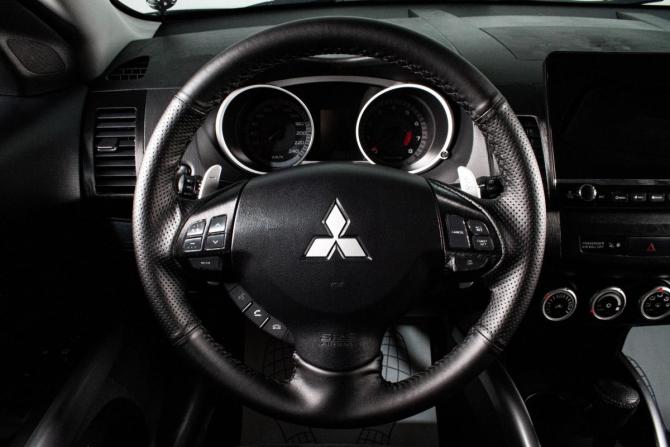 Mitsubishi Outlander II с пробегом 2008 года, цена 999 000 рублей, 196709 км, внедорожник, Автокод Объявления