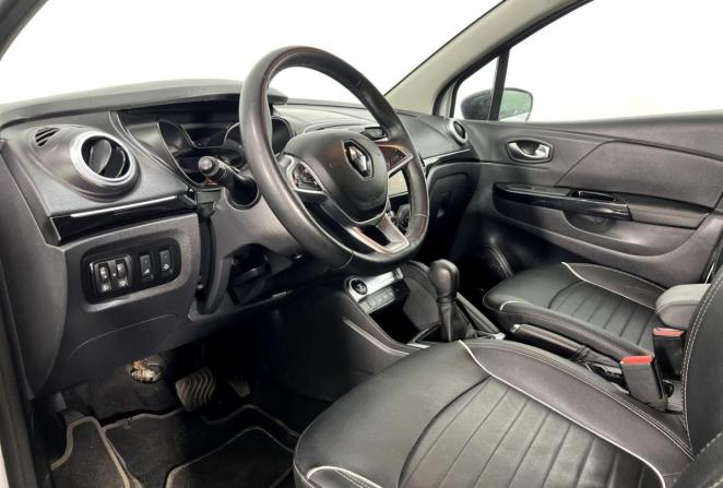 Renault Kaptur I Рестайлинг с пробегом 2020 года, цена 1 500 000 рублей, 119808 км, внедорожник, Автокод Объявления