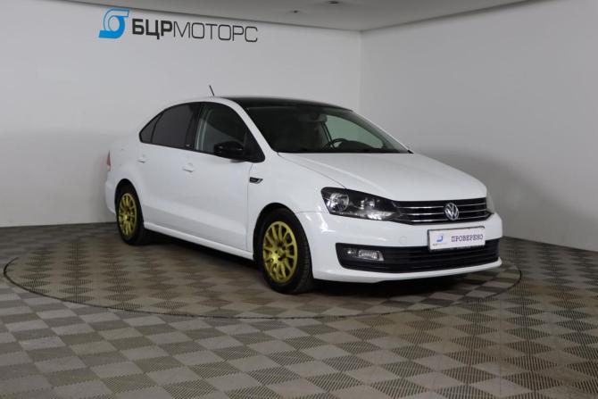 Volkswagen Polo V Рестайлинг с пробегом 2016 года, цена 1 079 990 рублей, 132569 км, седан, Автокод Объявления