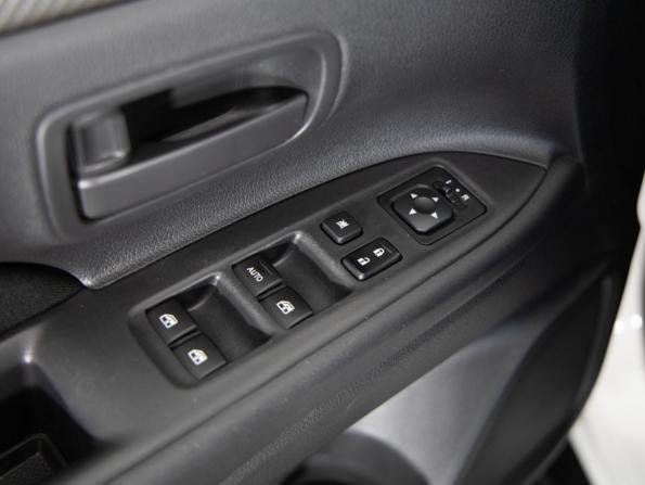 Mitsubishi Outlander III Рестайлинг 2 с пробегом 2018 года, цена 1 899 000 рублей, 110978 км, внедорожник, Автокод Объявления