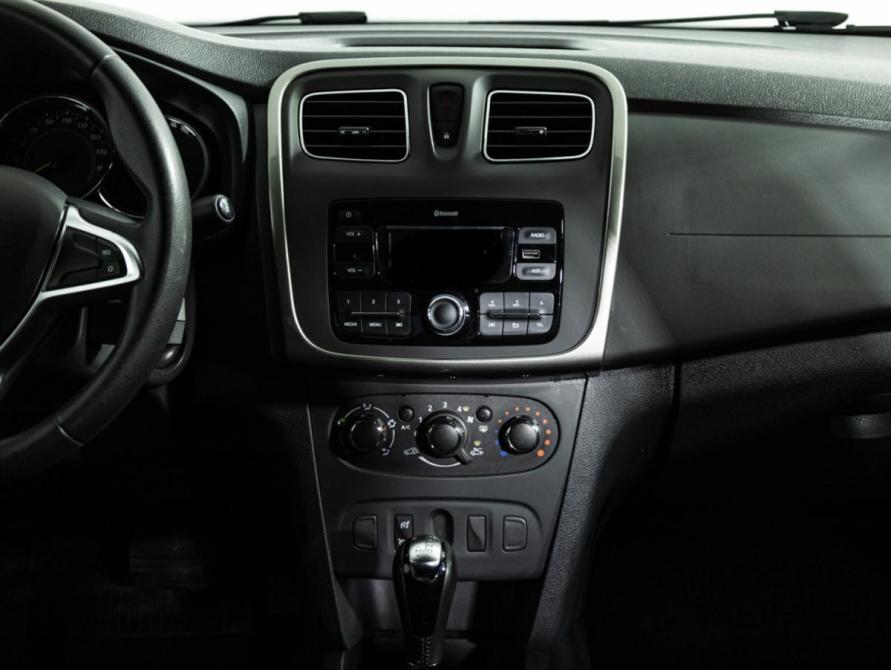 Renault Logan II Рестайлинг Санкт-Петербург  - изображение 15