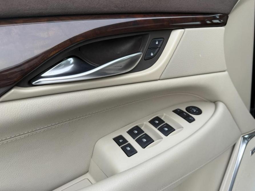Cadillac Escalade IV Киров  - изображение 21