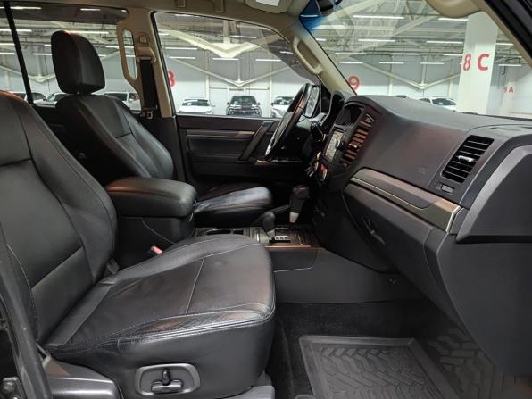 Mitsubishi Pajero IV Рестайлинг 1 с пробегом 2013 года, цена 2 433 000 рублей, 152651 км, внедорожник, Автокод Объявления