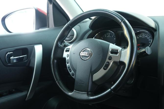 Nissan Qashqai I Рестайлинг с пробегом 2013 года, цена 1 349 000 рублей, 118500 км, внедорожник, Автокод Объявления