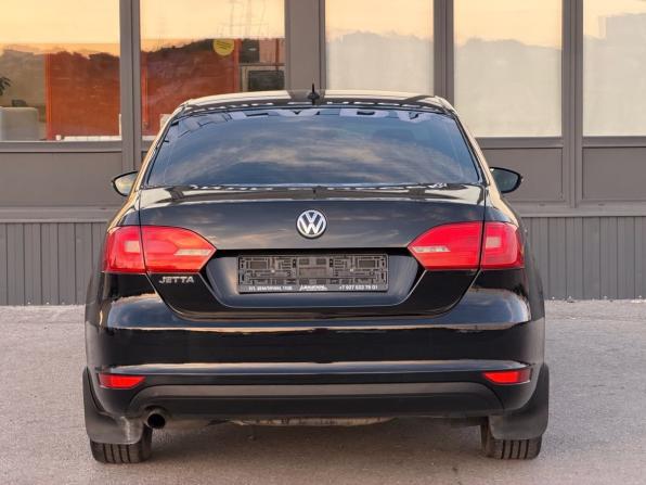 Volkswagen Jetta VI Рестайлинг с пробегом 2014 года, цена 800 000 рублей, 254200 км, седан, Автокод Объявления