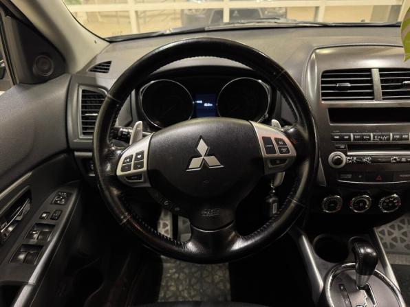 Mitsubishi ASX I с пробегом 2011 года, цена 900 000 рублей, 265521 км, внедорожник, Автокод Объявления