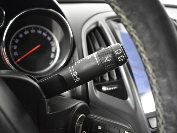 Opel Astra J Рестайлинг с пробегом 2013 года, цена 739 900 рублей, 163348 км, хэтчбек, Автокод Объявления