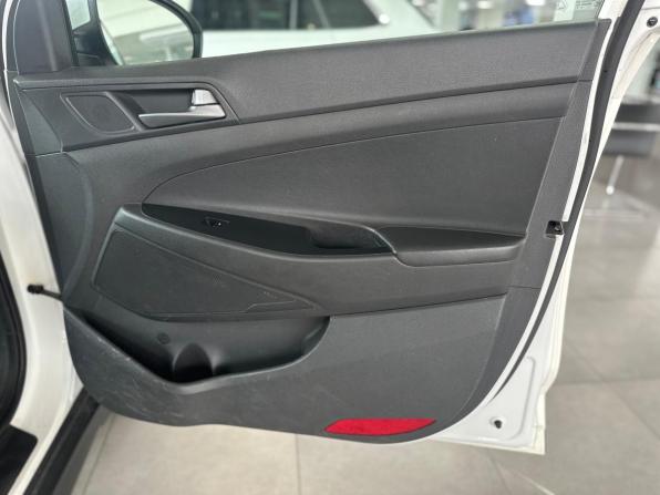Hyundai Tucson III с пробегом 2017 года, цена 1 599 000 рублей, 264000 км, внедорожник, Автокод Объявления