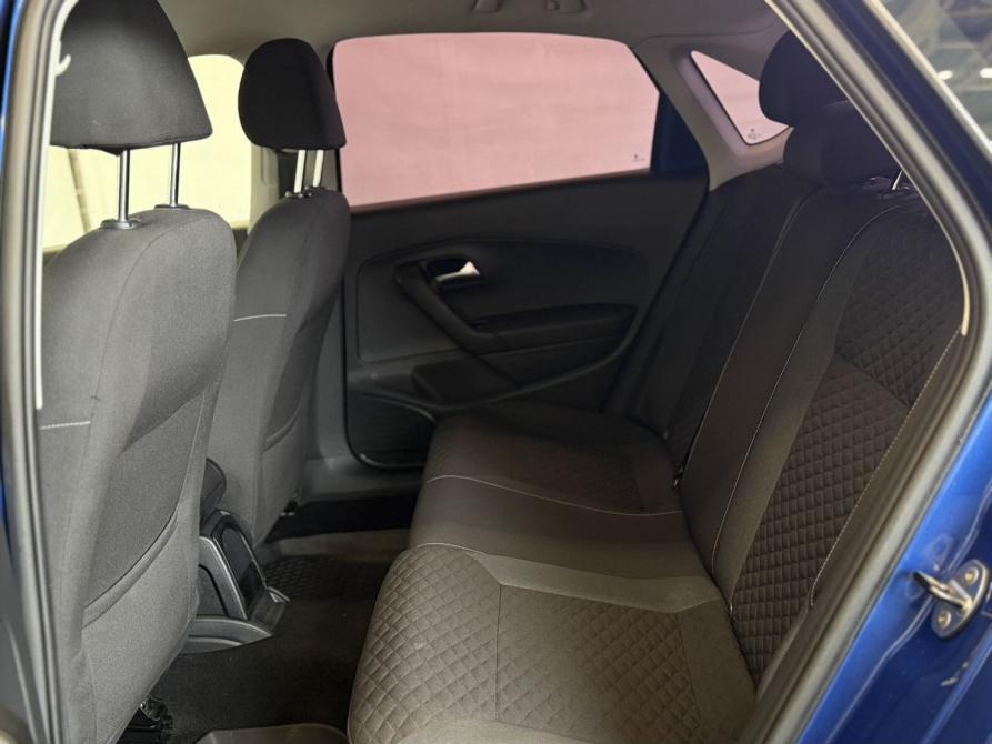 Volkswagen Polo V Рестайлинг Псков  - изображение 9