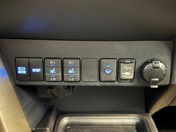 Toyota RAV4 IV (XA40) с пробегом 2013 года, цена 1 799 000 рублей, 161545 км, внедорожник, Автокод Объявления