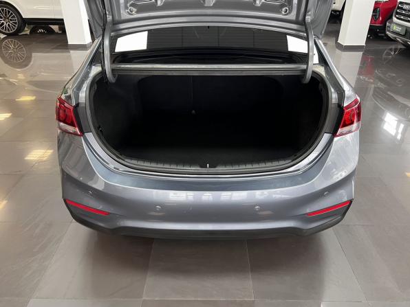 Hyundai Solaris II с пробегом 2017 года, цена 1 345 000 рублей, 119026 км, седан, Автокод Объявления