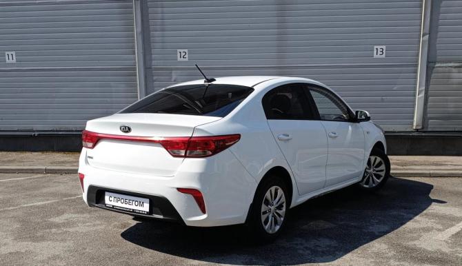 Kia Rio IV с пробегом 2018 года, цена 1 189 000 рублей, 89620 км, седан, Автокод Объявления