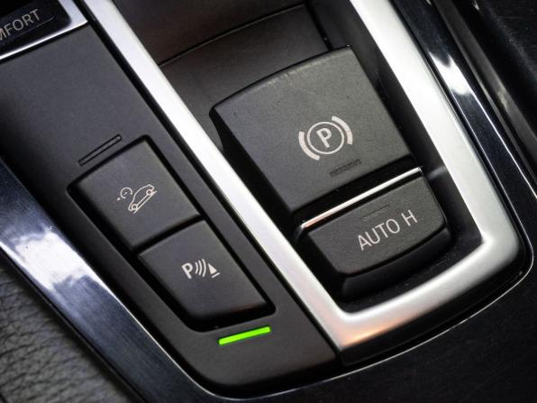 BMW 5 серии VI (F10/F11/F07) с пробегом 2013 года, цена 1 499 000 рублей, 327691 км, седан, Автокод Объявления
