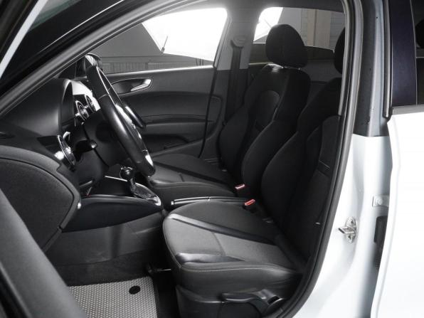 Audi A1 I (8X) с пробегом 2013 года, цена 1 150 000 рублей, 95939 км, хэтчбек, Автокод Объявления