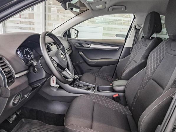 Skoda Karoq I с пробегом 2020 года, цена 2 332 000 рублей, 106453 км, внедорожник, Автокод Объявления