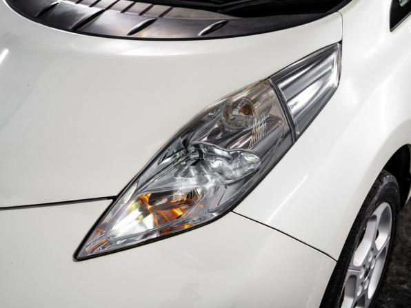 Nissan Leaf I (ZE0/AZE0) с пробегом 2011 года, цена 595 000 рублей, 132994 км, хэтчбек, Автокод Объявления