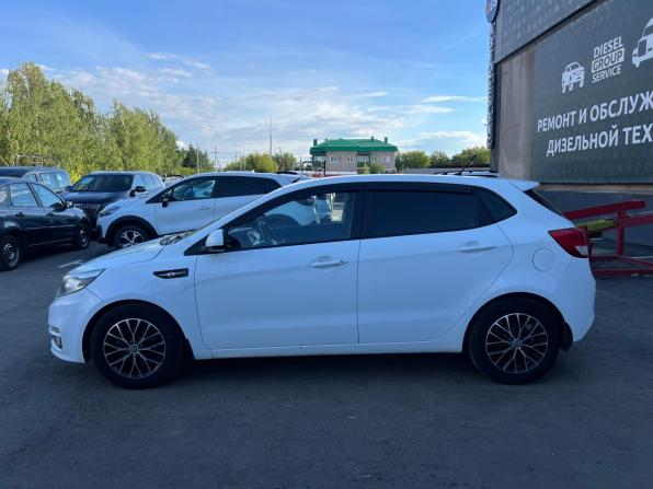 Kia Rio III Рестайлинг с пробегом 2016 года, цена 850 000 рублей, 259712 км, хэтчбек, Автокод Объявления