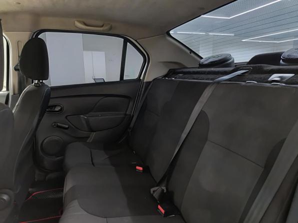 Renault Logan II с пробегом 2016 года, цена 548 000 рублей, 187701 км, седан, Автокод Объявления
