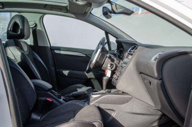 Citroen C4 II с пробегом 2012 года, цена 594 000 рублей, 115000 км, хэтчбек, Автокод Объявления