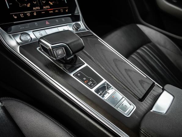 Audi A6 V (C8) с пробегом 2019 года, цена 3 440 000 рублей, 178806 км, седан, Автокод Объявления