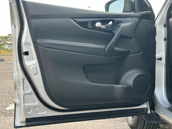 Nissan Qashqai II с пробегом 2016 года, цена 1 570 000 рублей, 69624 км, внедорожник, Автокод Объявления