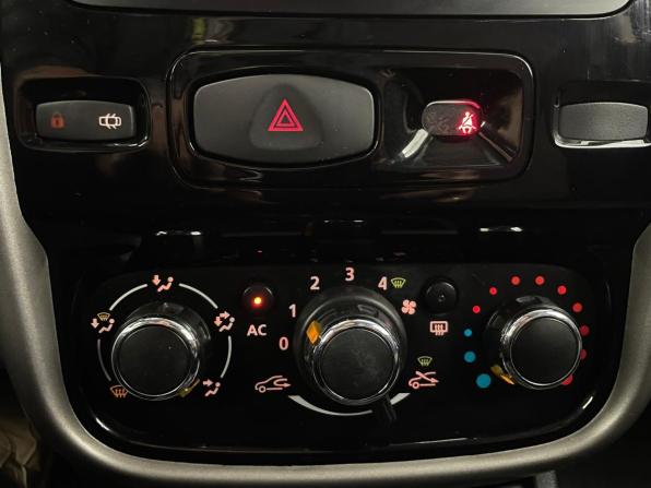 Renault Duster I с пробегом 2014 года, цена 795 000 рублей, 236914 км, внедорожник, Автокод Объявления