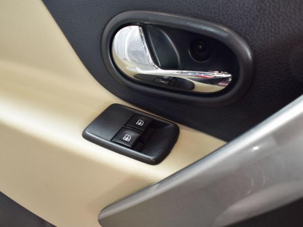 Renault Logan II с пробегом 2016 года, цена 779 999 рублей, 189661 км, седан, Автокод Объявления