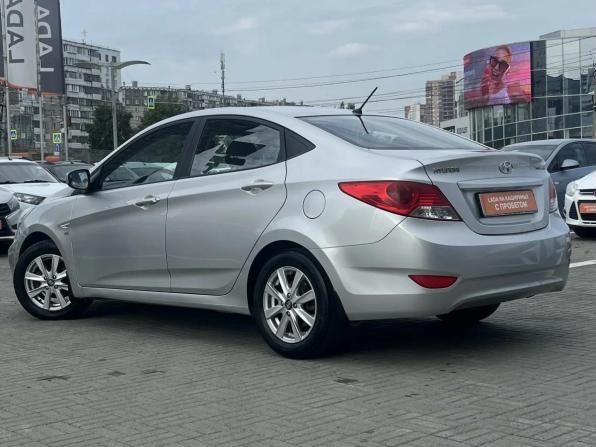 Hyundai Solaris I с пробегом 2012 года, цена 780 000 рублей, 199000 км, седан, Автокод Объявления
