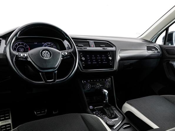 Volkswagen Tiguan II с пробегом 2018 года, цена 2 099 000 рублей, 223643 км, внедорожник, Автокод Объявления