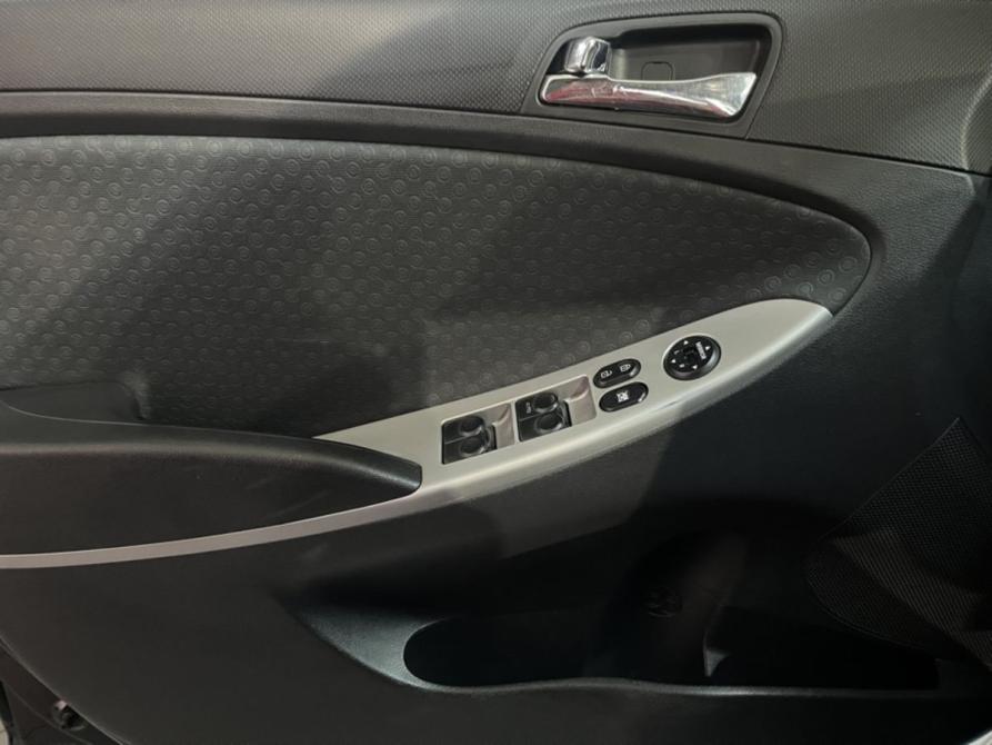Hyundai Solaris I Курск  - изображение 14