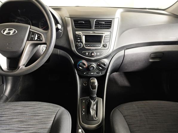 Hyundai Solaris I Рестайлинг с пробегом 2015 года, цена 843 000 рублей, 176271 км, седан, Автокод Объявления