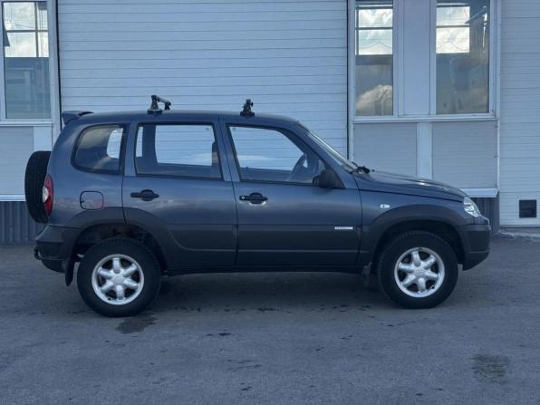 Chevrolet Niva I Рестайлинг с пробегом 2011 года, цена 449 000 рублей, 150445 км, внедорожник, Автокод Объявления