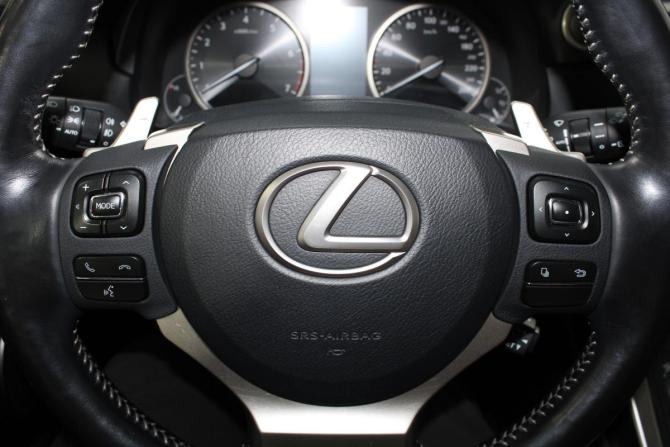 Lexus NX I Рестайлинг с пробегом 2019 года, цена 4 100 000 рублей, 65550 км, внедорожник, Автокод Объявления