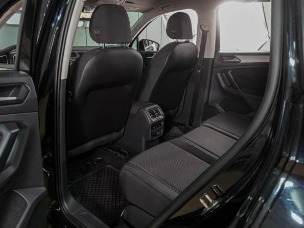 Volkswagen Tiguan II с пробегом 2017 года, цена 1 799 000 рублей, 117285 км, внедорожник, Автокод Объявления